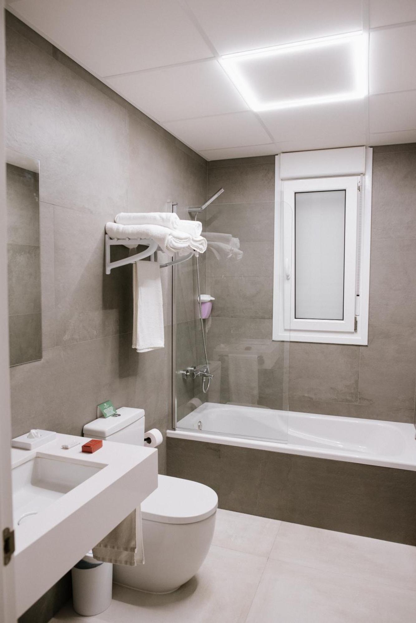 Hotel Melilla Centro Екстер'єр фото